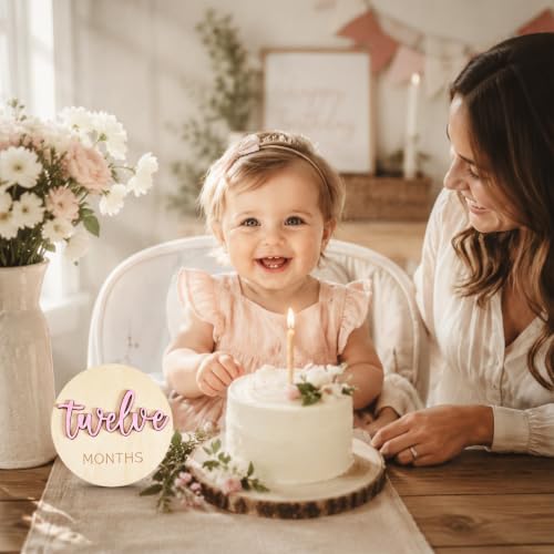 7 Pack Baby Monthly Milestone Card Sign Wooden Announcement Sign First Year