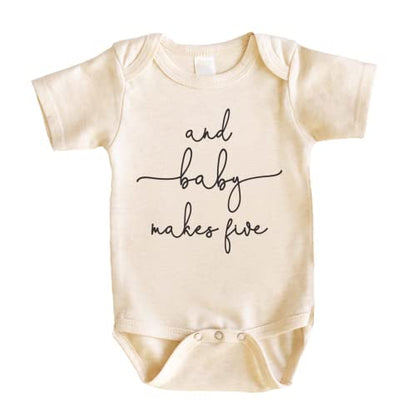Bump and Beyond Designs Pregnancy Announcement, Baby Makes Five - color: Oatmeal, size: 0-3 Months