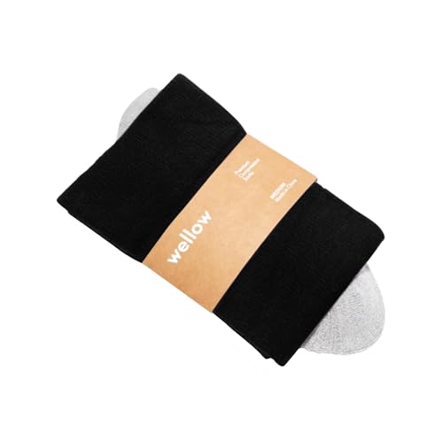 Wellow Knee High Compression Socks for Men & Women, 18–25 mmHg - color: Black - Solid, size: Small