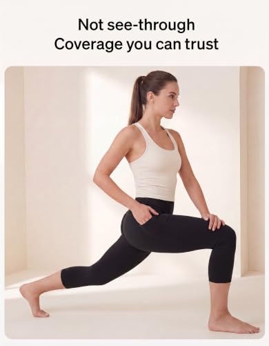 no nonsense Women's Cotton Capri Leggings with Side Pockets Workout Stretch Pants - color: Black, size: Medium