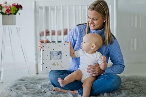 Pearhead Hello Baby Photo Album, Holds 200 Pictures, Polka Dots, White