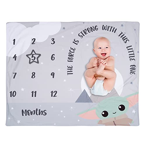Lambs & Ivy Star Wars The Child/Grogu/Baby Yoda Fleece Milestone Blanket - color: Star Wars Grogu