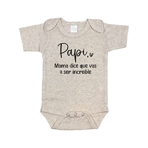Papi, Mama Dice Spanish Pregnancy Announcement For Dad to Be - Daddy, Mommy Says - color: White