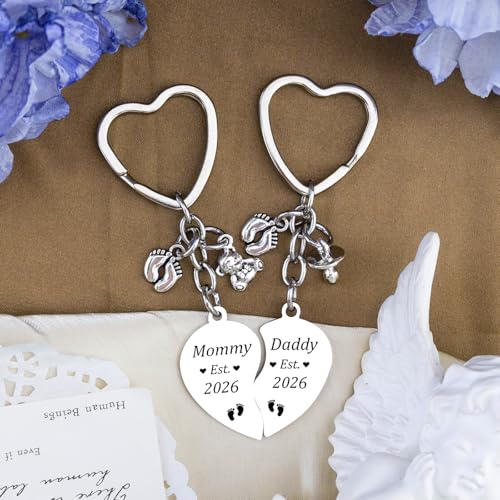 2ps Sweet New Parents Gifts for Couples Daddy and Mommy Est 2026 Keychains