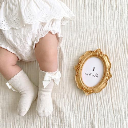 Novabright Baby Monthly Milestone Photo Frame Set, Ornate Oval - style: Ornate Oval