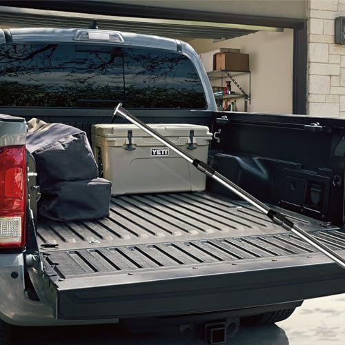 Truck Cargo Grabber Retriever Tool Telescoping Pole 6.3 Ft - Black