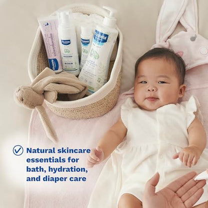 Mustela Newborn Arrival Gift Set - Baby Skincare & Bath Time Essentials - Natural & Plant Based - 5 Items Set